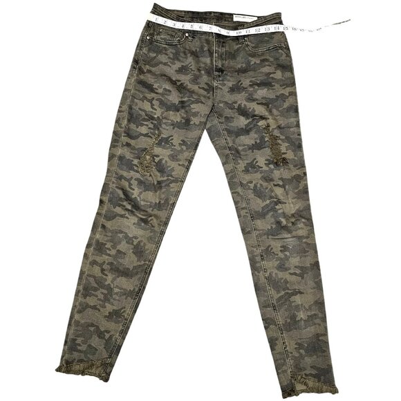 Camo Print Distressed Skinny Jeans With Raw Hem - Medium Size - Wishlist - Picture 13 of 14